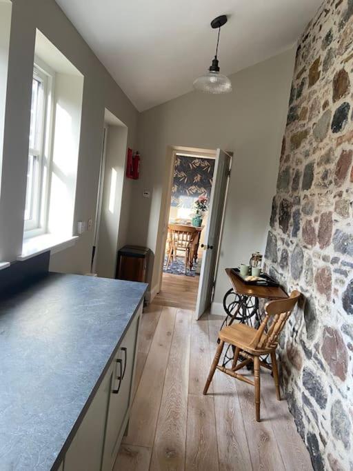 Signalman'S Cottage In Clachnaharry South Kessock 外观 照片