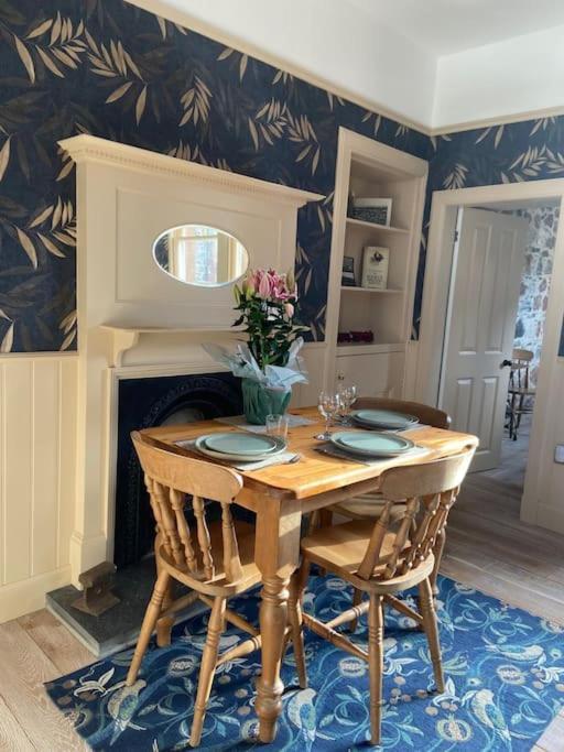 Signalman'S Cottage In Clachnaharry South Kessock 外观 照片