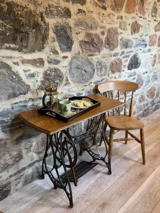 Signalman'S Cottage In Clachnaharry South Kessock 外观 照片
